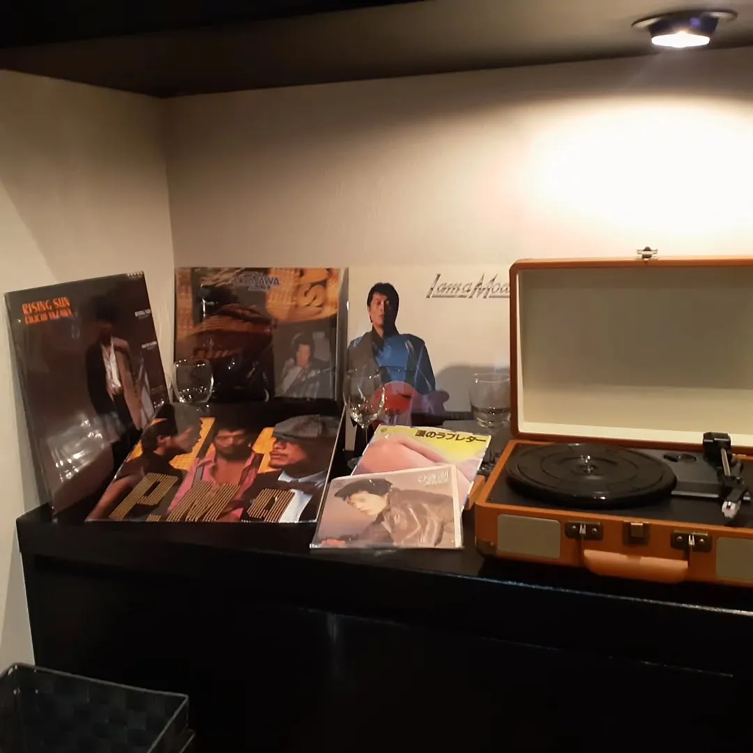 【長住】この前　レコード送ってくれた従兄弟からプレイヤーが届...