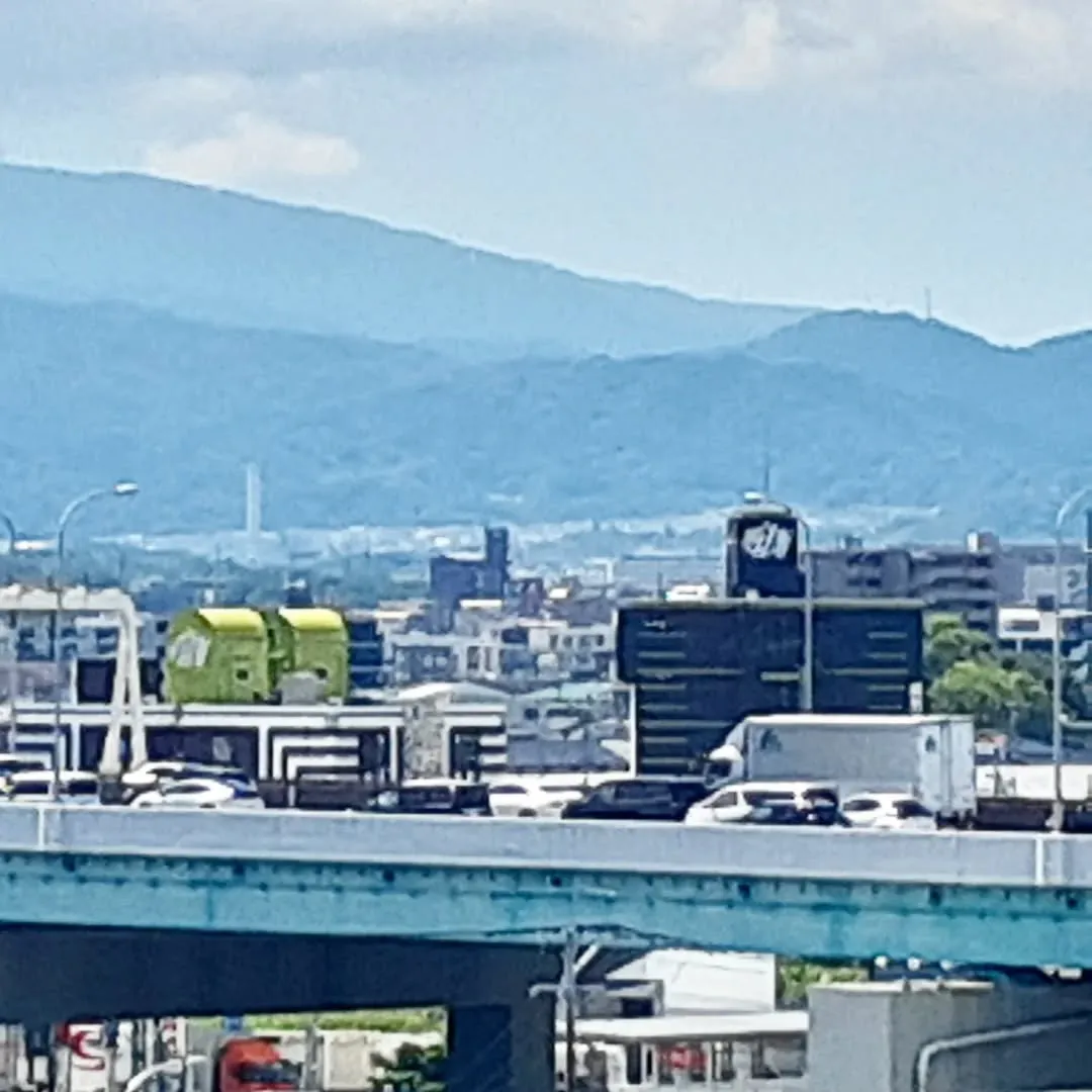 【長住】お盆中日　今朝も都市高速は渋滞🚗🚗🚗してます。