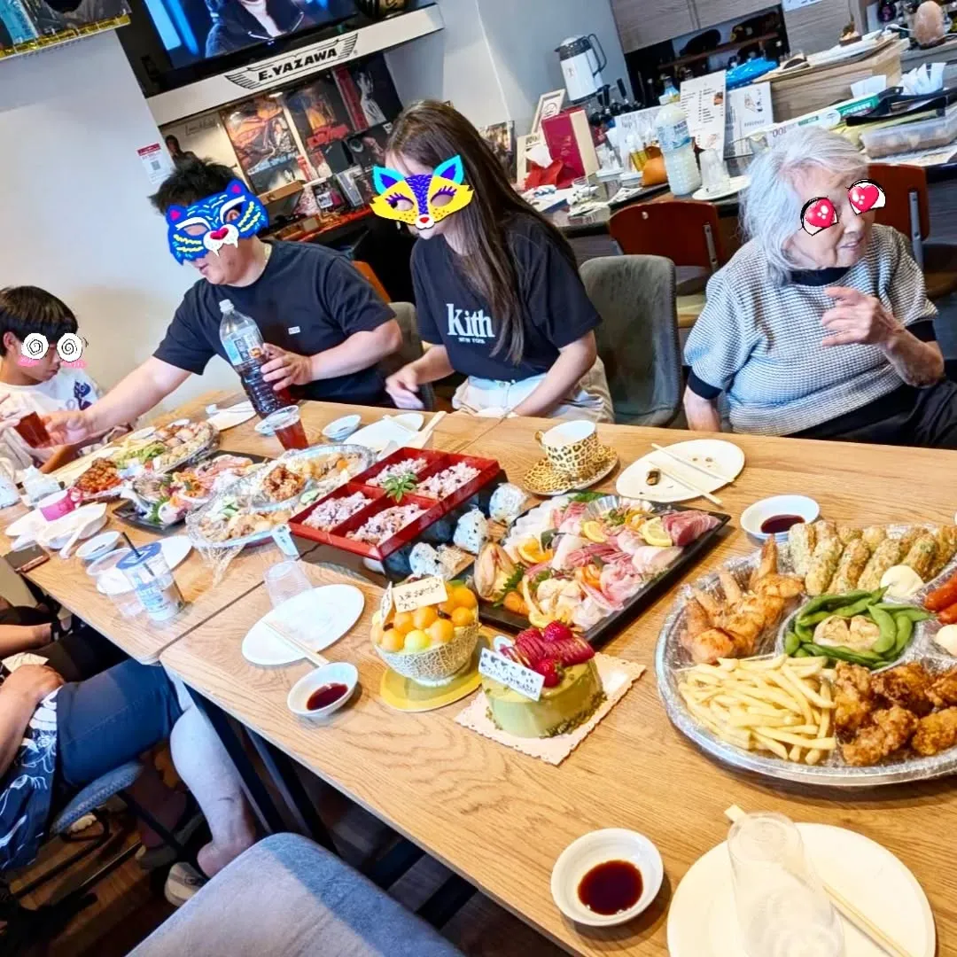 【長住】今日は　昼間に「らしく」で、かあちゃん89歳誕生日会...