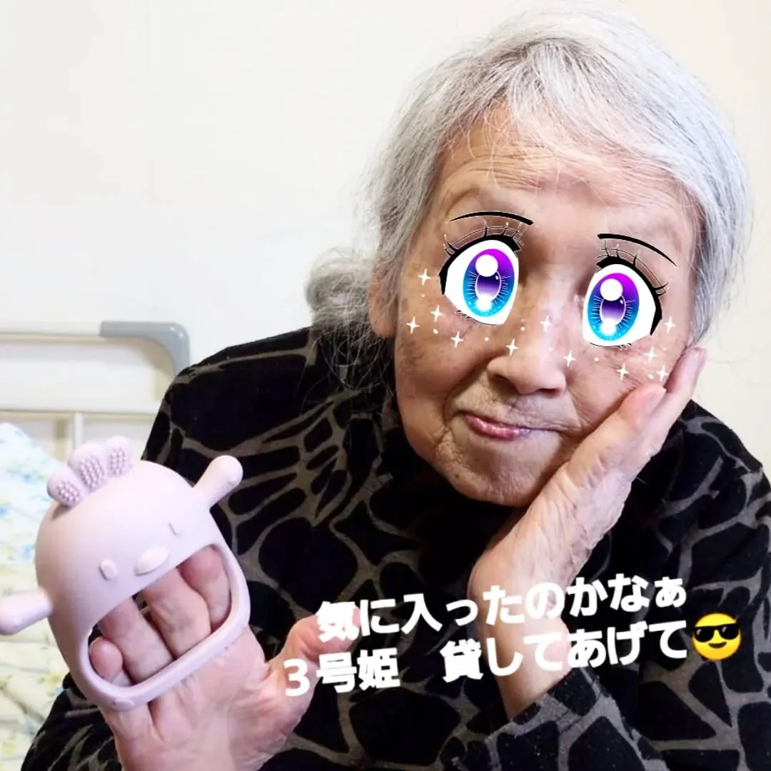 【長住】今日　出勤前にかあちゃんの施設に夏用パジャマ届けに行...